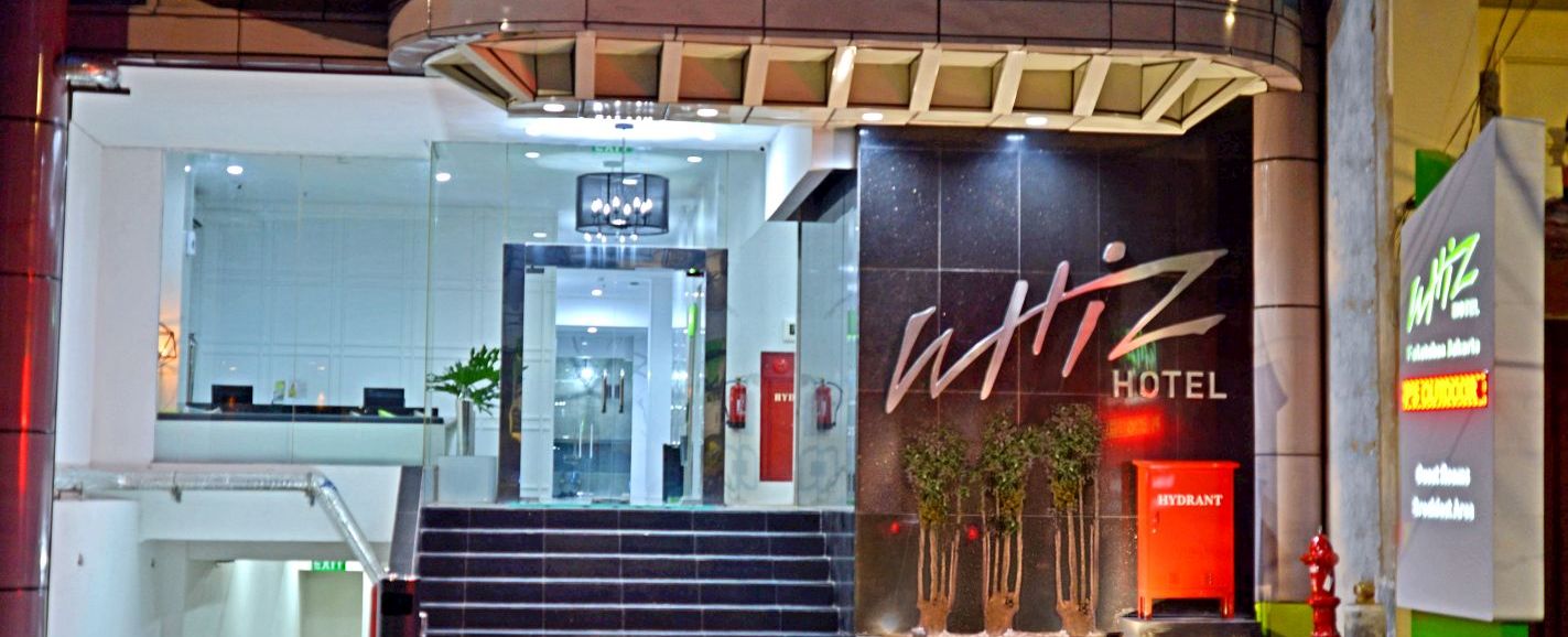 Whiz Hotel Falatehan Jakarta - 